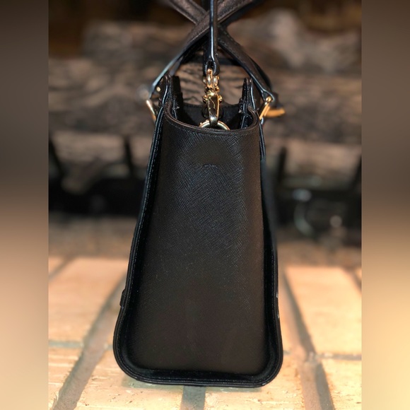 💥Moving to @the_bag_guy💥 Kate Spade - Laurel Way Hadlee Black Jeweled Satchel - Picture 4 of 12